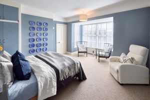 Photo 16- click for photo gallery